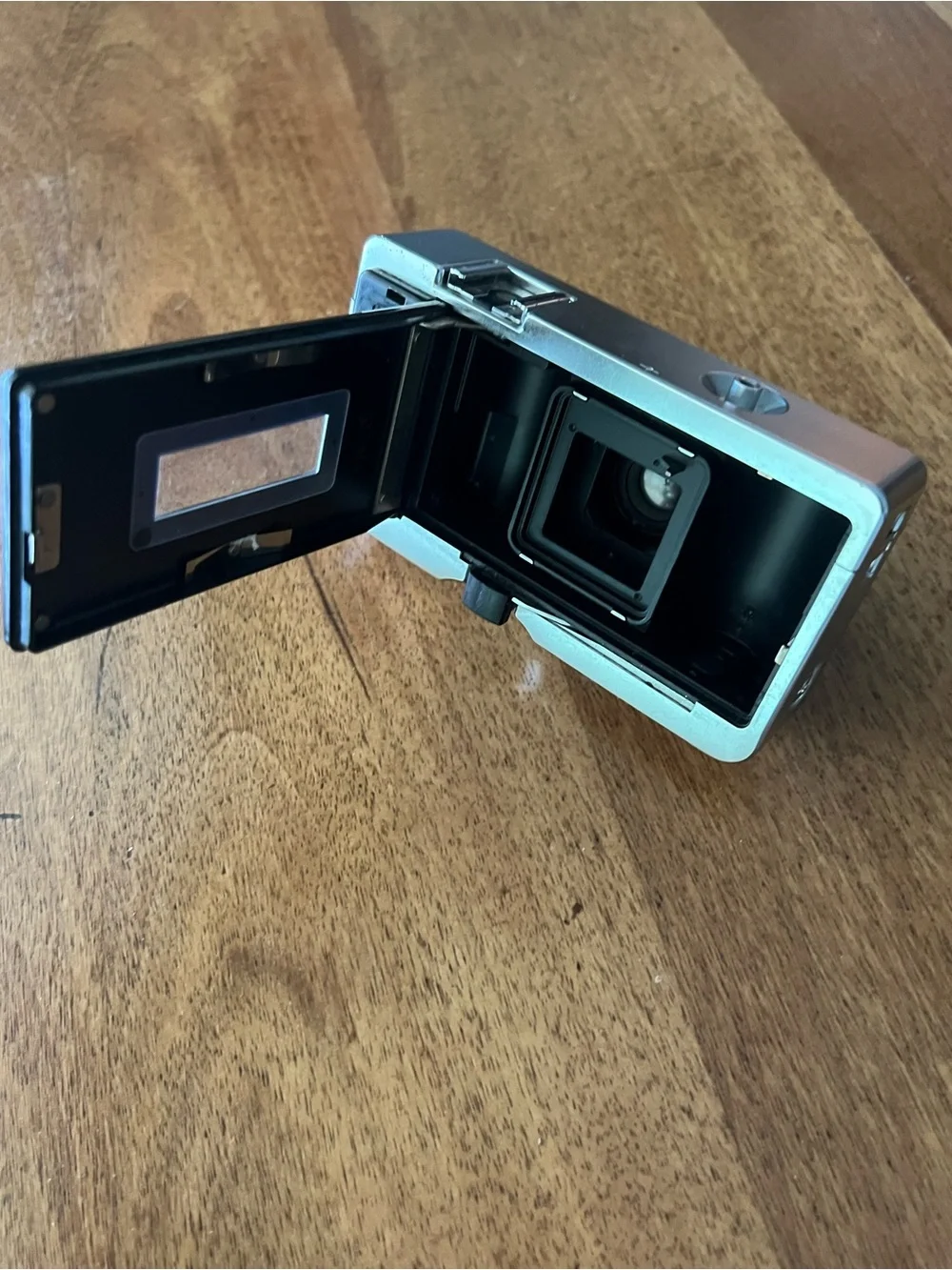 Vintage 60s Kodak Instamatic 500 Camera in Black and Silver